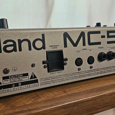 Roland MC-505 Groovebox image 2