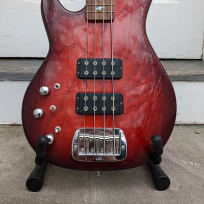 Left-handed G&L L-2000 Tribute Bass refinished in cinnamon sunburst image 3