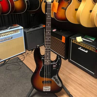 Fender American Performer Jazz Bass 2021 3-Tone Sunburst image 2