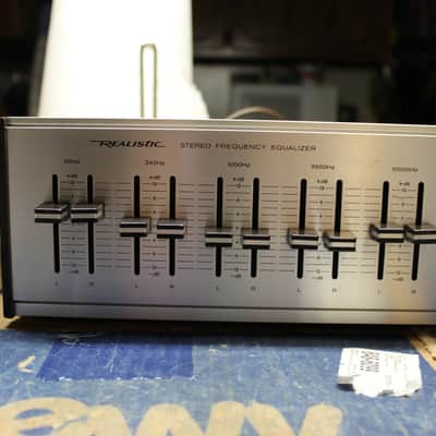 Restored Realistic 5 band Graphic Equalizer 31-1987 (7) image 4
