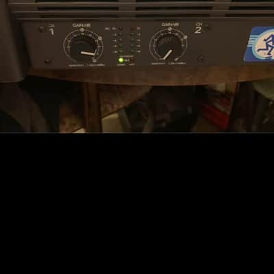 Mackie M800 fr image 3