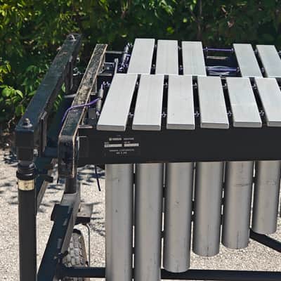 Yamaha YV2700 Vibraphone serial 1421 image 4