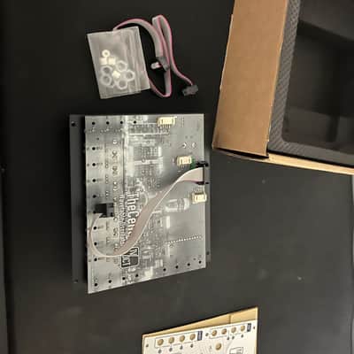 1V/OCT The Centre Wavetable Synthesizer 2020 - Black image 3