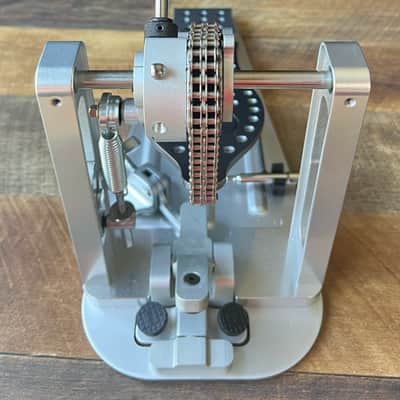 DW Machined Chain Drive Single Bass Drum Pedal – Polished image 5
