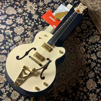Gretsch G6136-1958 Stephen Stills White Falcon with Bigsby (Aged White) 2023 image 2