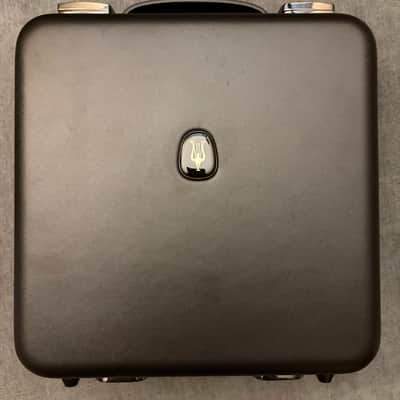 MEZE AUDIO EMPYREAN II | OPEN-BACK ISODYNAMIC HYBRID PLANAR HEADPHONES image 8