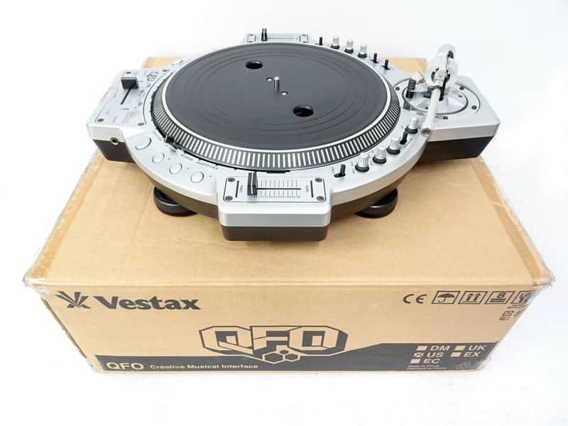 Vestax QFO Legendary Pro DJ Turntable Mixer EQ w/ Original Box