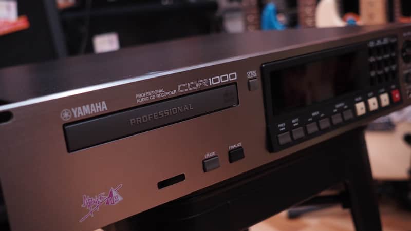 Yamaha CDR-1000 Professional audio cd recorder image 1