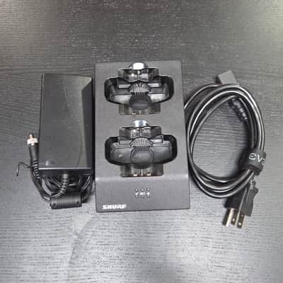 Shure SBC200 2-Bay Battery Charger image 3