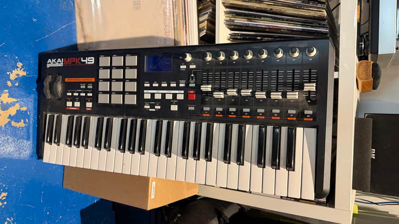 Akai MPK49 2010s - Black image 1