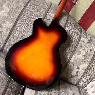 Guild T100D 1967 - Sunburst image 2