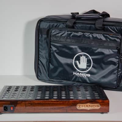 Pedalboard Hands Lite Plus 12x8 with Softbag Luxury Imbuia image 4