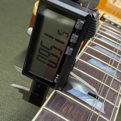 Hamer Sunburst: One of a Kind: Hamer Fan Club. 2001 Natural image 14