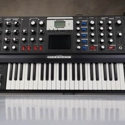 Moog Minimoog Voyager Electric Blue Edition Analog Synthesizer #59445 image 25
