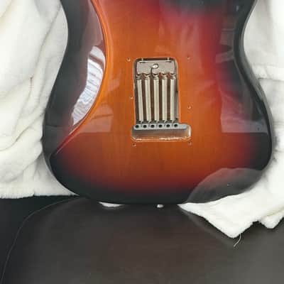 Fender American Standard Stratocaster Left-Handed with Rosewood Fretboard 2008 - 2016 - 3-Color Sunburst image 10