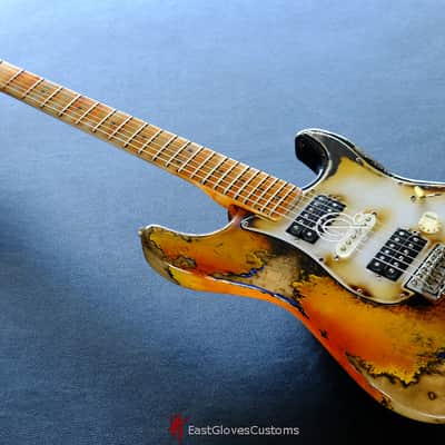 Fender Stratocaster Honey Burst H/S/H Reverse Headstock Aged Relic (RARE) image 8