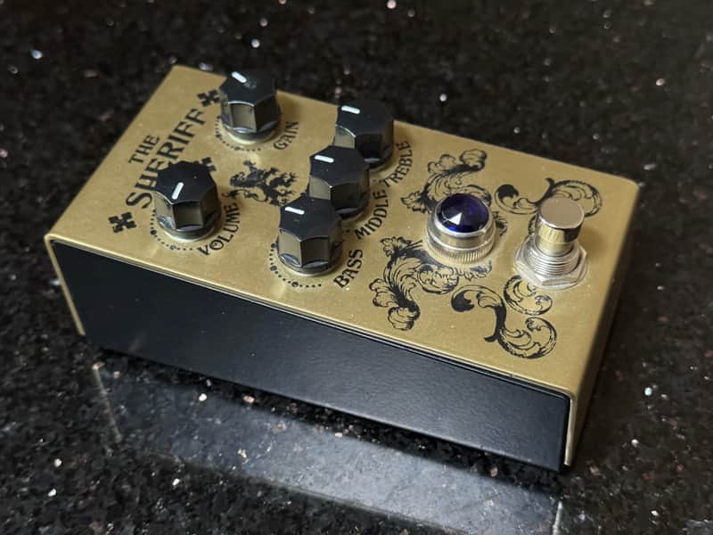 Victory Amps V1 The Sheriff 2022 - Present - Gold image 1