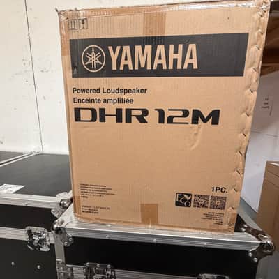 Yamaha DHR12M 1000-Watt Coaxial 12" Active Floor Monitor Loudspeaker 2021 - Present - Black image 4
