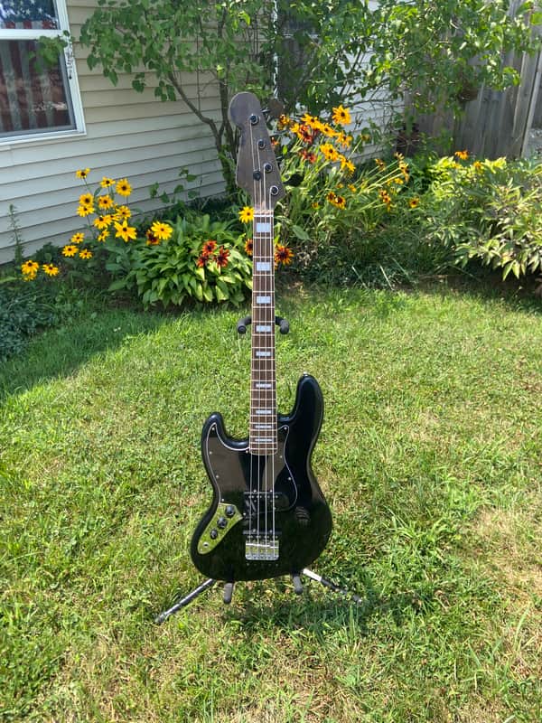 Squier Jazz bass Unknown - Black image 1