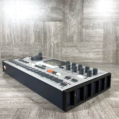 End Cheeks for ELEKTRON Machinedrum / Analog Four / RYTM / Octatrack - BLACK - by KZcraftworks - USA image 5