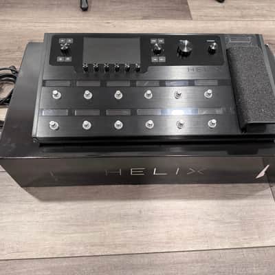 Line 6 Helix Floor *** Mint ***Still in Box image 3