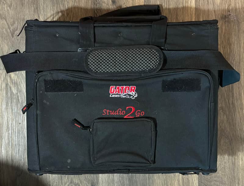 Gator GSR-2U Studio-2-Go Laptop/2U Audio Rack Bag 2010s - Black image 1