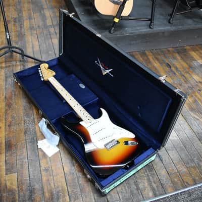 Fender Custom Shop 1968 Stratocaster DLX Closet Classic Electric Guitar 3-Color Sunburst w/Hard Case image 9