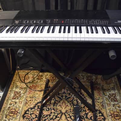 Yamaha PF70 Electric Piano w/stand w/case - Vintage 80's image 1