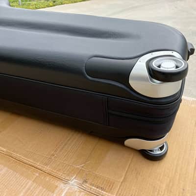 Contoured Baritone Sax case with wheels - Jinyin JYBS-SJB10 image 3