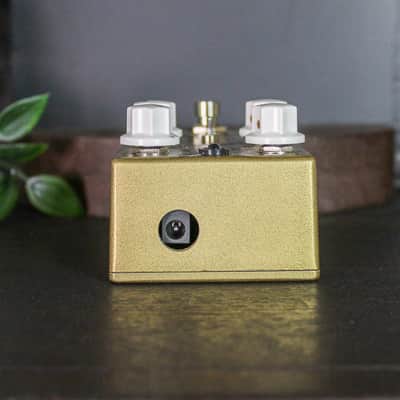 Preowned Alexander Golden Summer Reverb w/ Box image 4