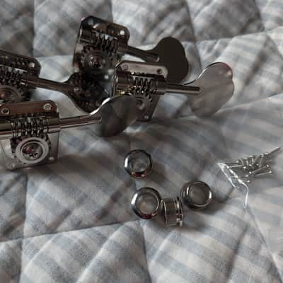 Fender MIJ Bass Tuners 3/8 image 1