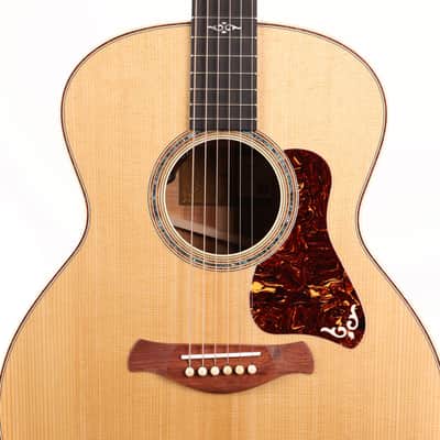 Taylor Gold Label Collection 814e Super Auditorium Acoustic-Electric Natural Koa image 4