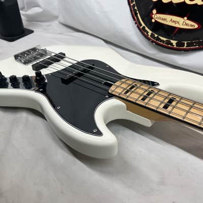 Sire Marcus Miller V7 4- String J-Style Electric Bass image 16