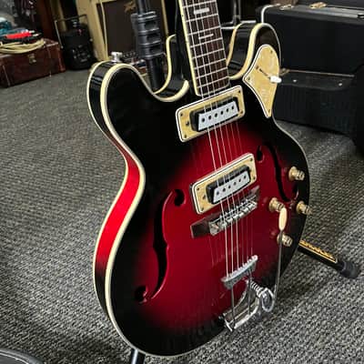 Lyle Hollow body 1960s  - Cherry burst image 2