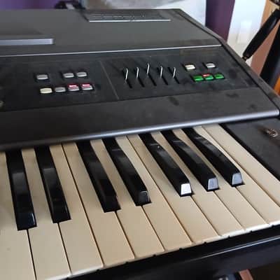 FARFISA POLYCHROME Vintage '70s Analog Italian Polyphonic Synth VERY RARE image 3