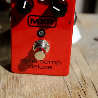 MXR "Dyna Comp Deluxe" (M228) image 3
