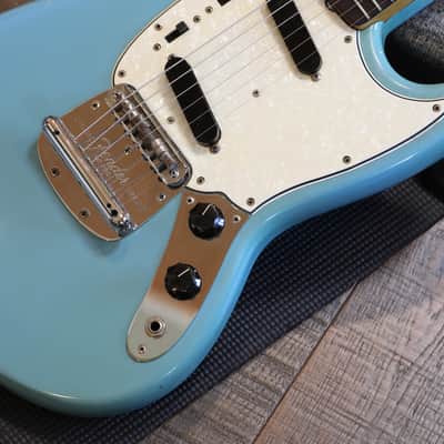 1966 Fender Mustang Electric Guitar Daphne Blue + OHSC image 6