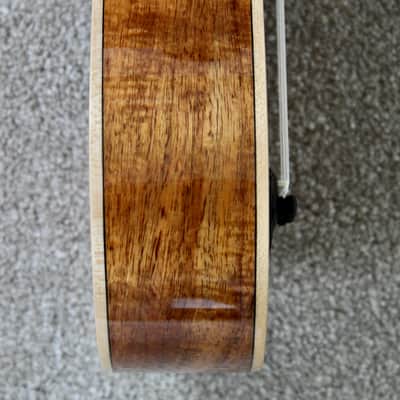 Big Island Ukulele Co. Solid Koa Deluxe Soprano Abalone Inlay KX-SPG W/ Carrying Case image 8