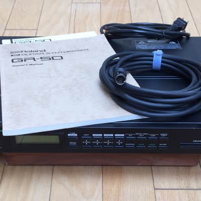 Roland GR-50 Guitar Synth Module, with GK-2 Cable and Manual image 7
