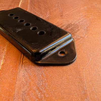 Gibson P90 Guitar Pickup Cover Vintage 1960s Hard To Find Slant UC-455 Black image 4
