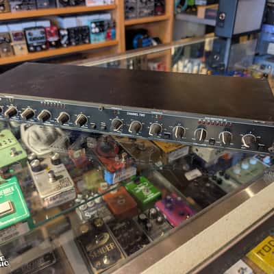 DBX 266A Compressor/Limiter Rackmount - Used image 2