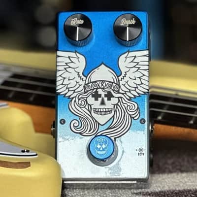 Flattley Boutique Effects Pedals Guitar Platinum Range - Bass Valkyrie Vintage Chorus Pedal image 3