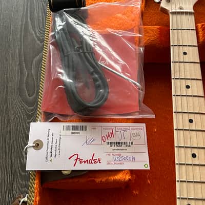 2025 Fender Stratocaster Eric Clapton Artist Series Torino Red Unplayed image 7