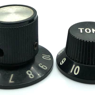Vintage Skirted Large Reflector Knob 1960’s-80’s? Black/Aluminum image 6