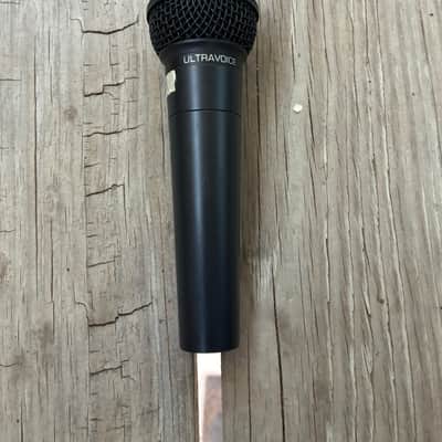 Behringer Ultravoice XM8500 Cardioid Dynamic Vocal Microphone 2014 - Present - Black dynamic microphone image 3
