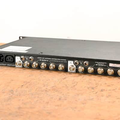 Shure UA845-UB UHF Antenna Distribution System - 692-716 MHz CG01PTR image 5