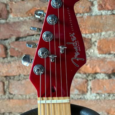Fender American Standard Stratocaster with Matching Headstock, Maple Fretboard 1995 - Candy Apple Red image 6