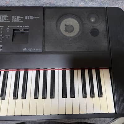 Yamaha DGX-660 Arranger Piano - Black image 5