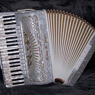 Siwa & Figli Super Quattro Artist "White Star" Accordion image 1