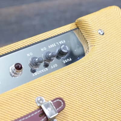 Fender '57 Custom Twin-Amp 40W Hand-Wired 2x12" Guitar Combo Amplifier w/Cover image 16